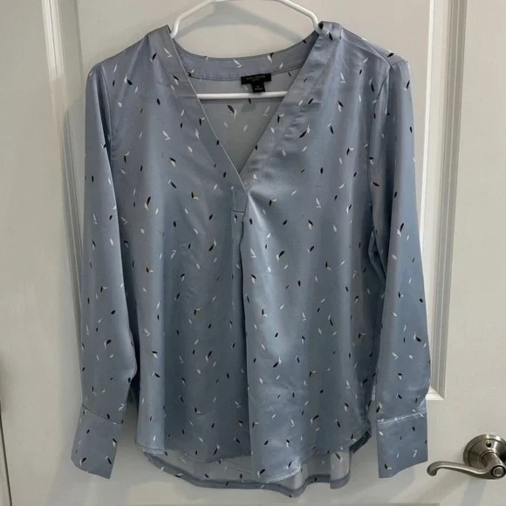 Ann Taylor Women's Blue Patterned Shirt, Size SP